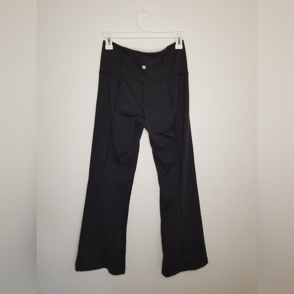 Lululemon Flare Leggings/Yoga Pants